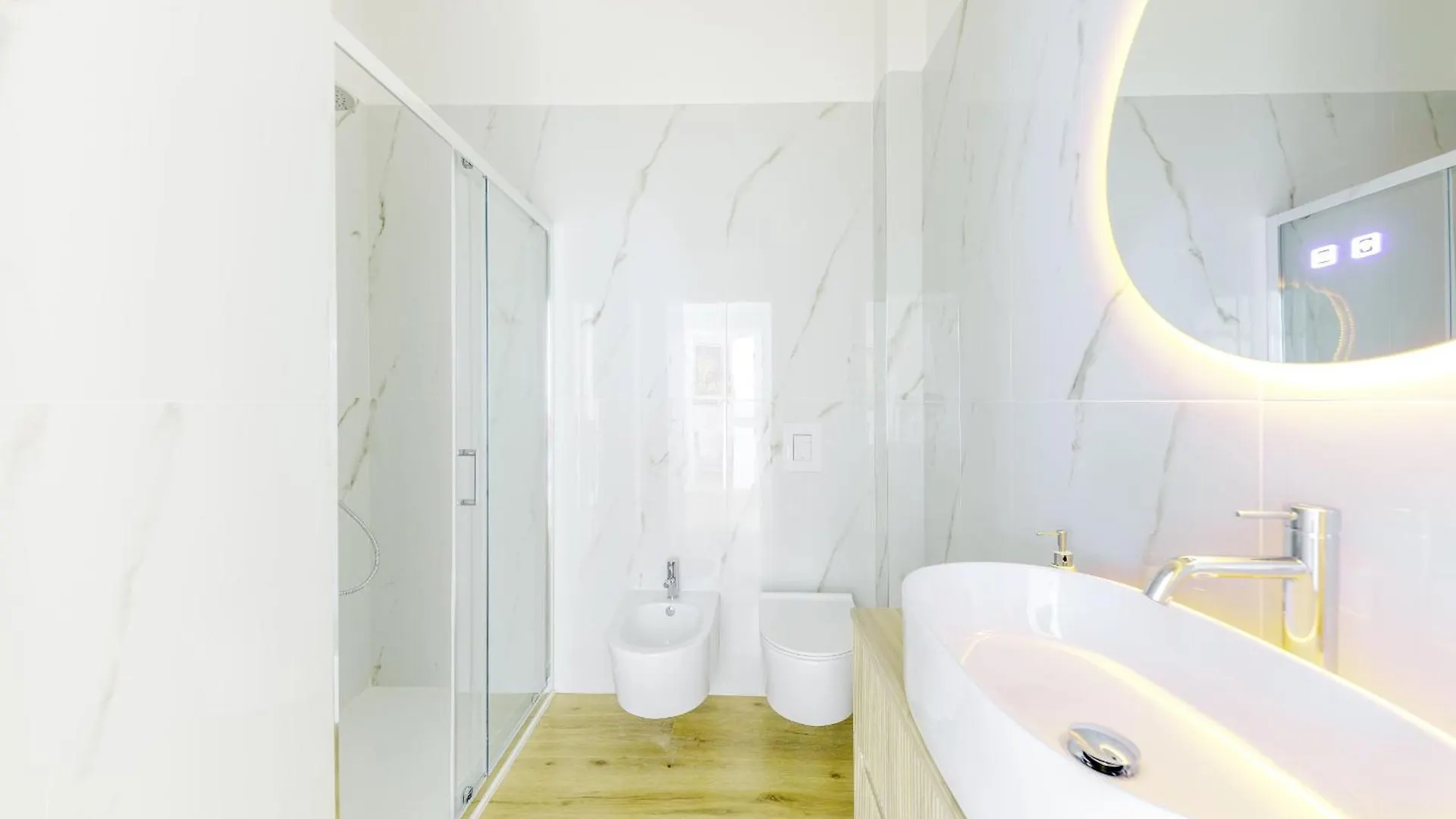 Apartmán Duomo Deluxe - Bilocale Moderno - Metro - Wi-F Milán 0*,  Itálie